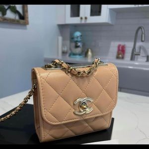 SOLD chanel trendy on chain